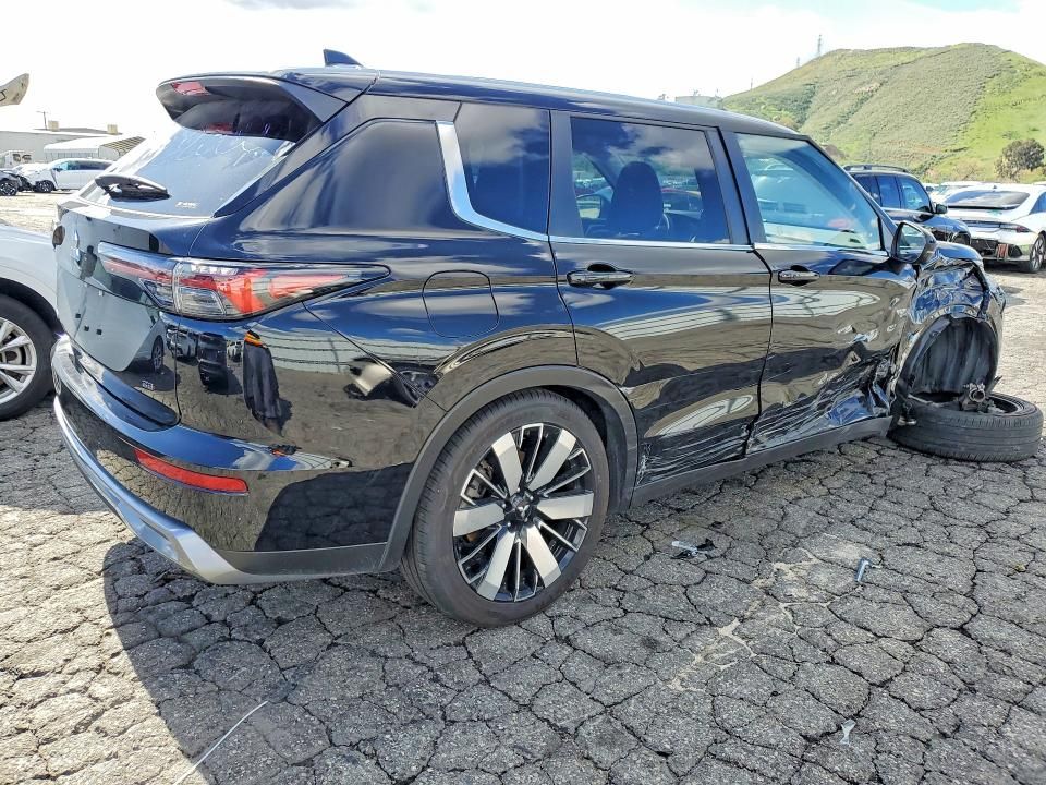 2025 Mitsubishi Outlander se