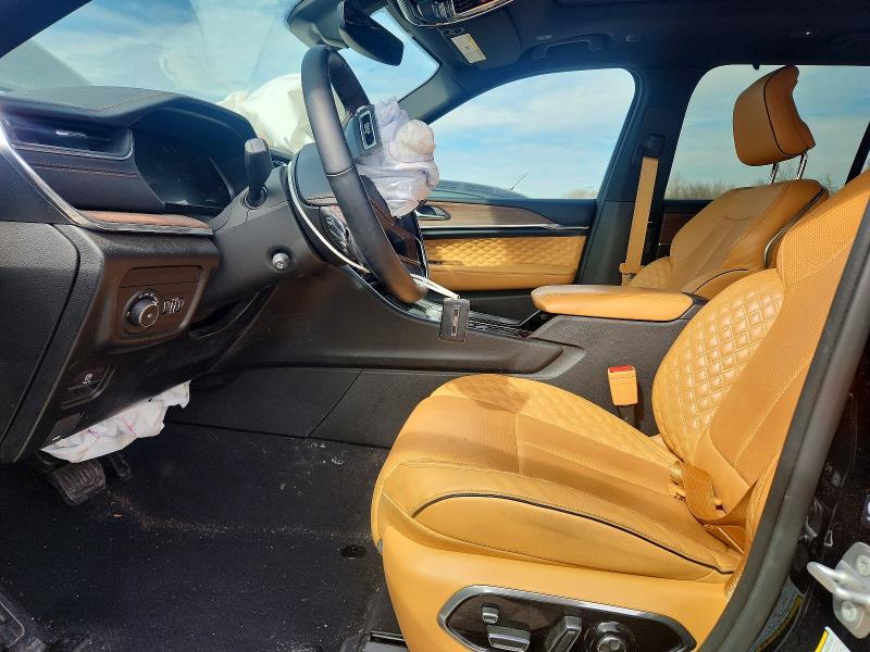 2023 Jeep Grand Cherokee Summit