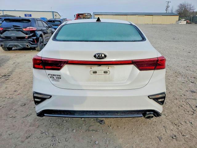 2021 KIA Forte fe