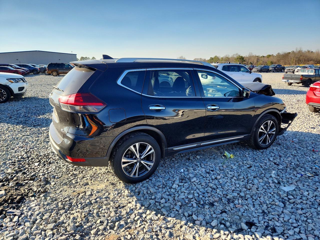 2018 Nissan Rogue s