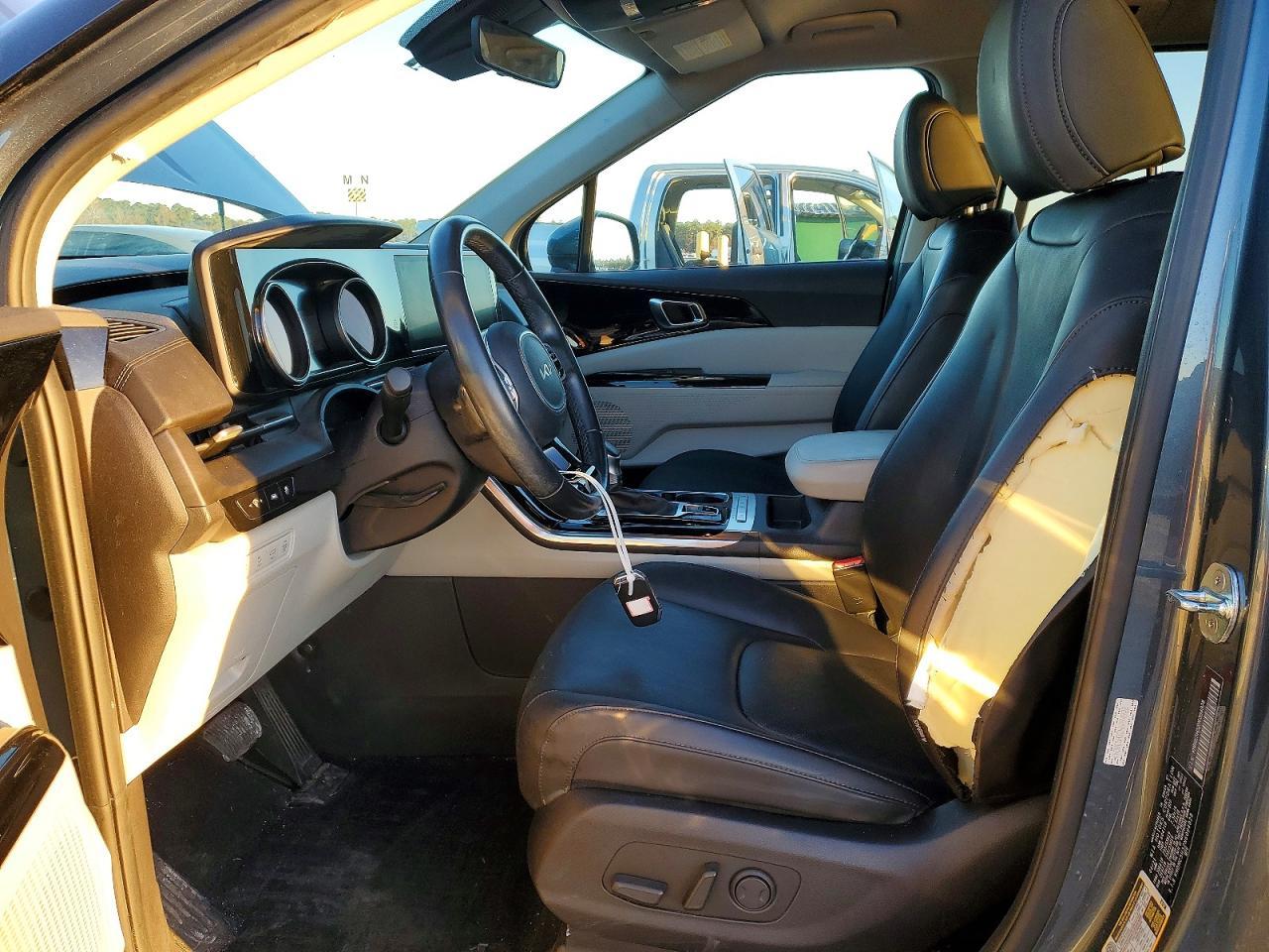 2022 KIA Carnival ex