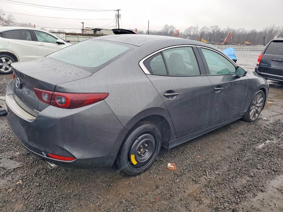 2023 Mazda 3 Preferred