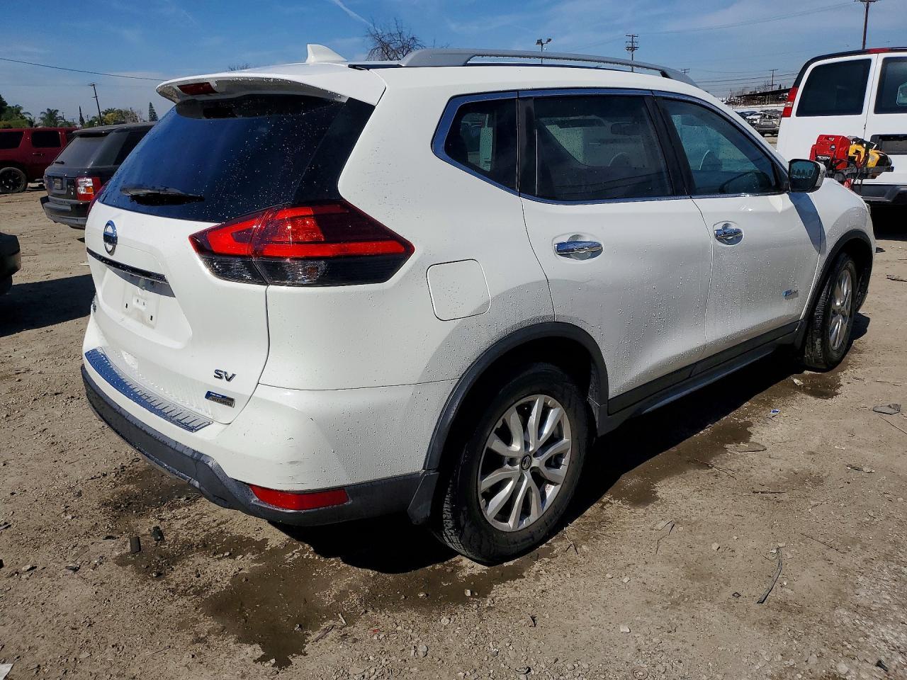 2017 Nissan Rogue Hybrid sv