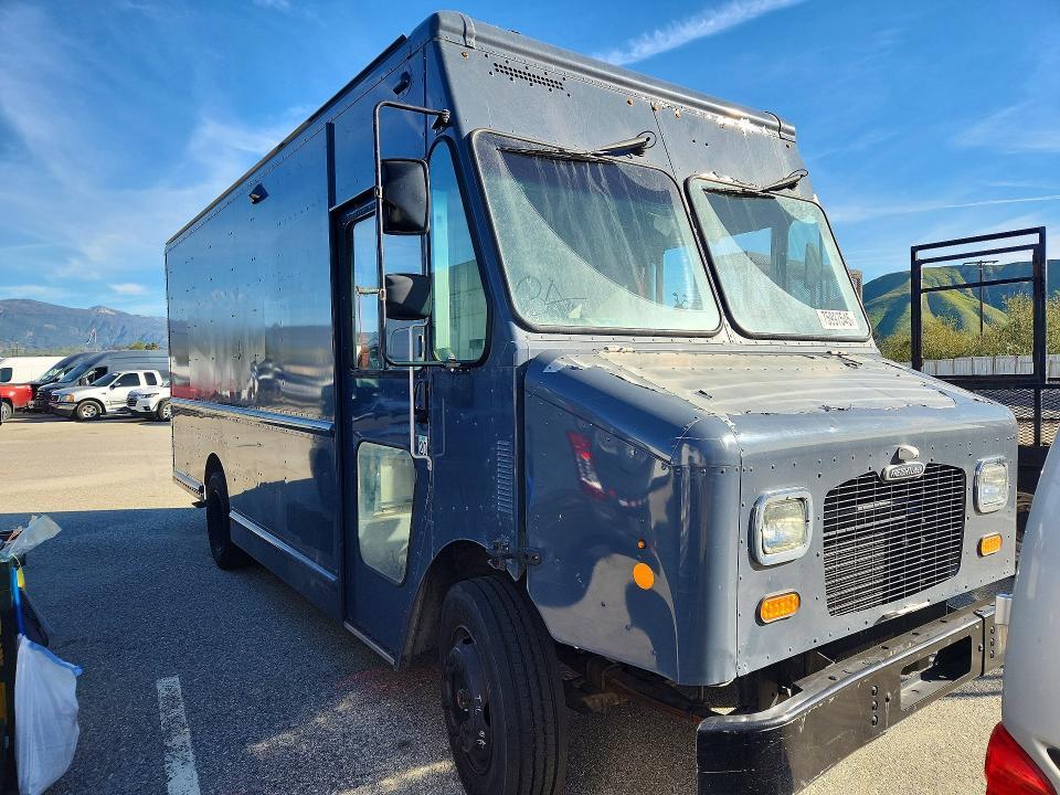 2020 Freightliner MT45G Chassis Delivery Truck