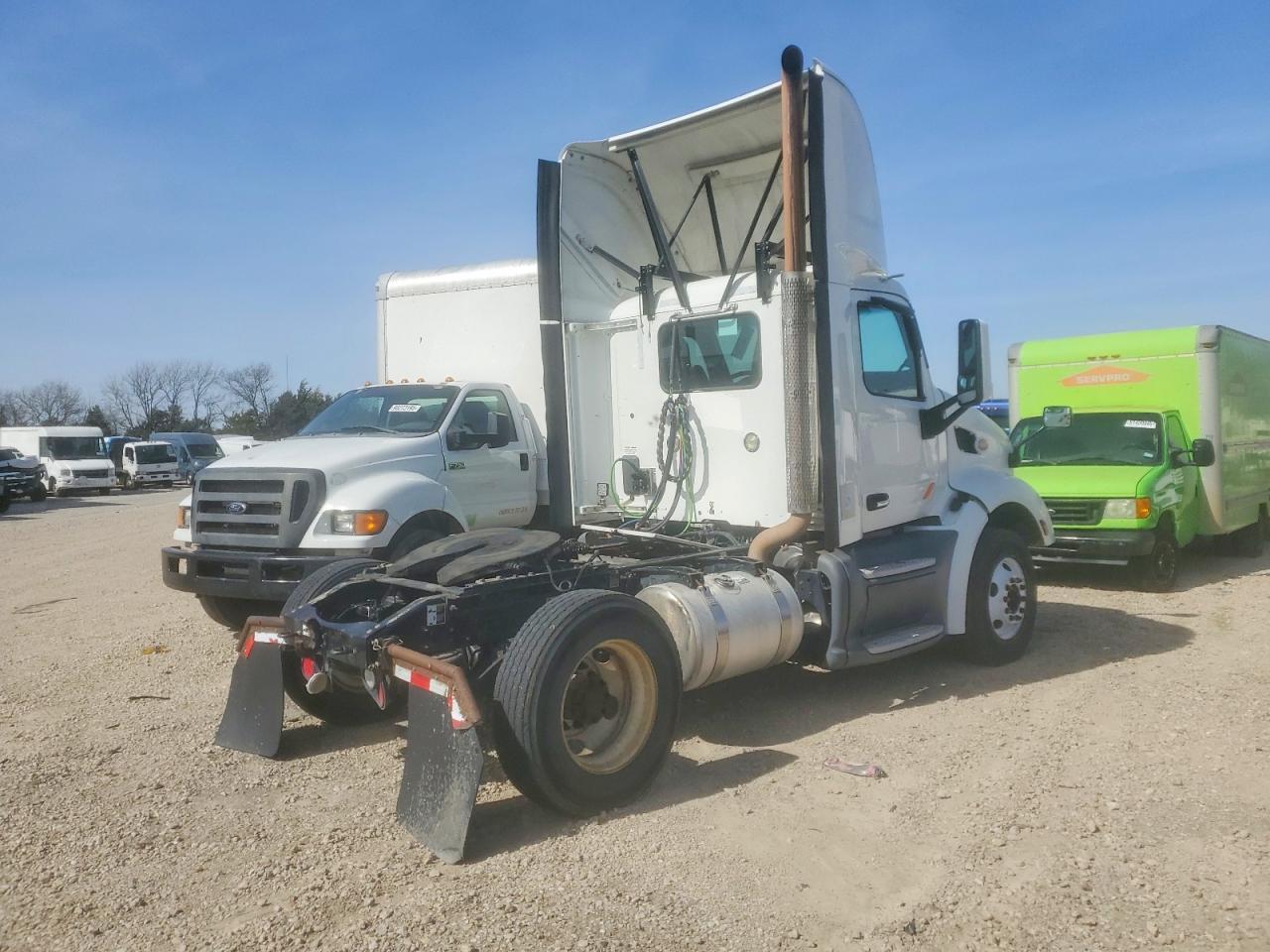 2017 Peterbilt 579-Semi Truck