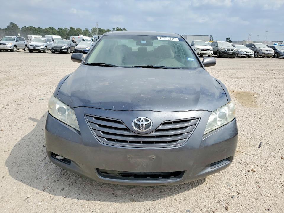 2009 Toyota Camry le