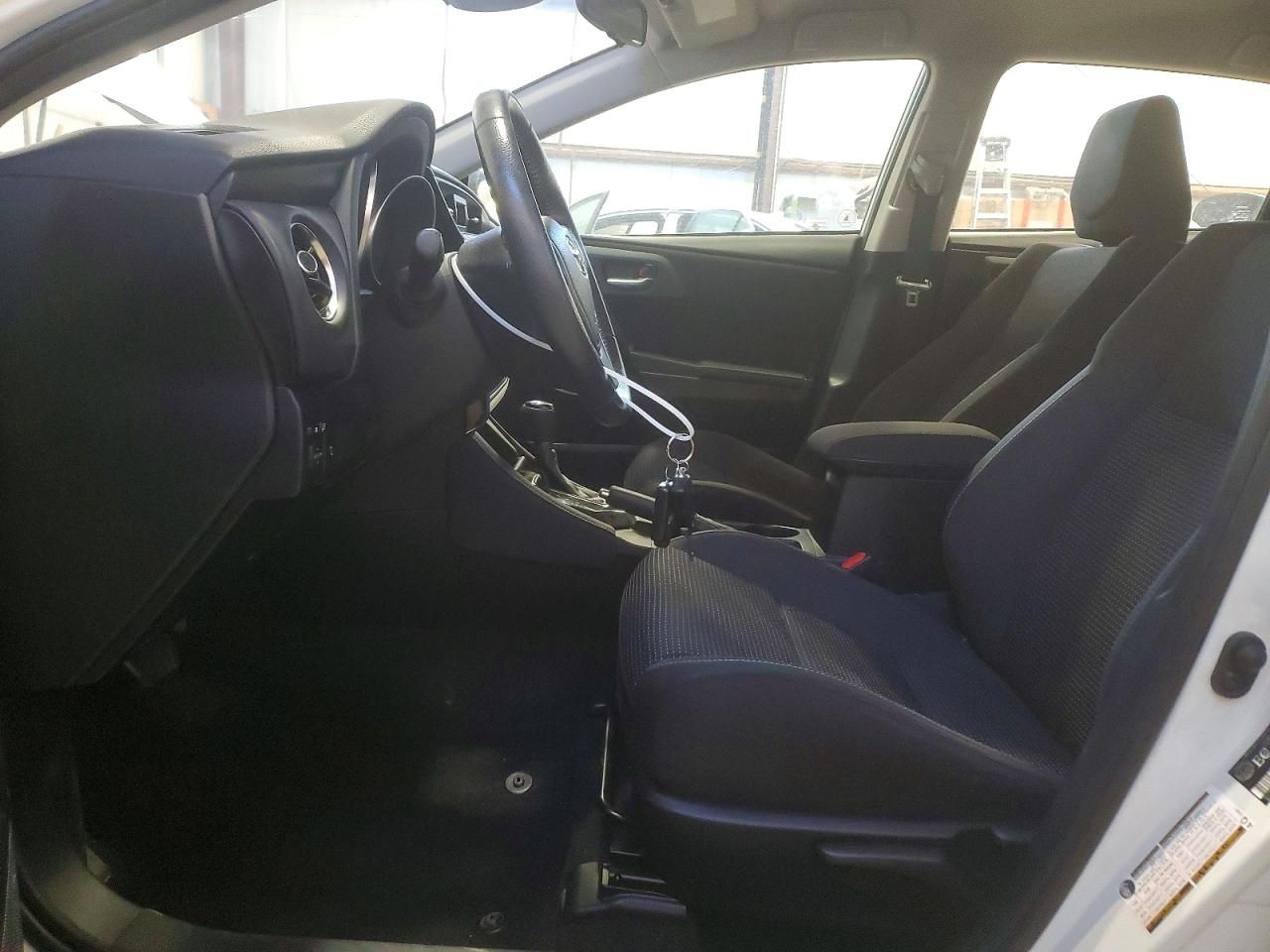 2017 Toyota Corolla im