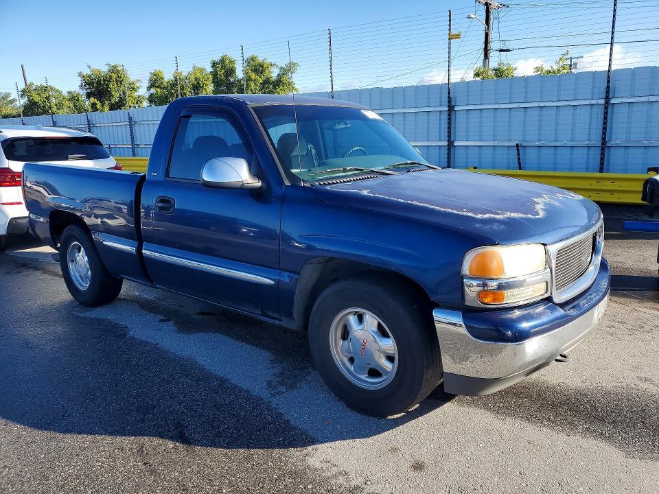 2002 GMC New Sierra C1500