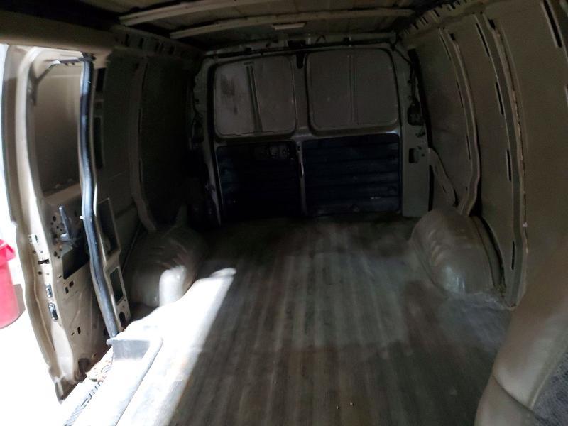 2005 Chevrolet Express G2500