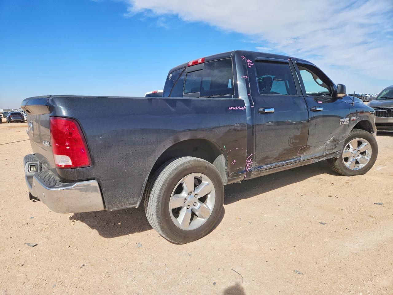 2017 Dodge Ram 1500 slt