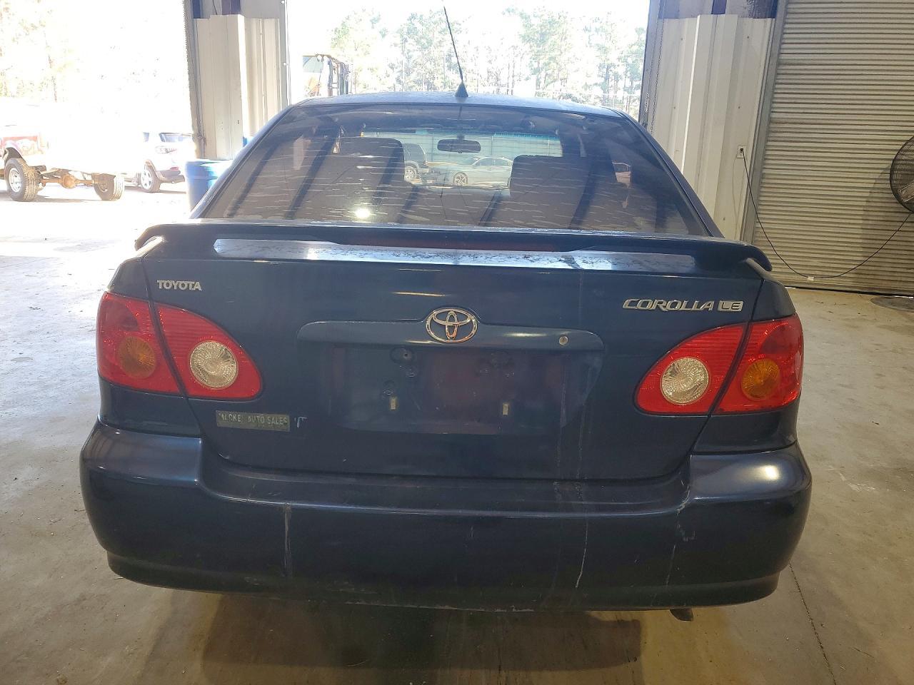 2004 Toyota Corolla ce