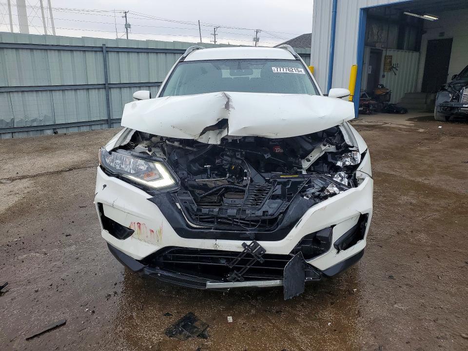 2018 Nissan Rogue sv