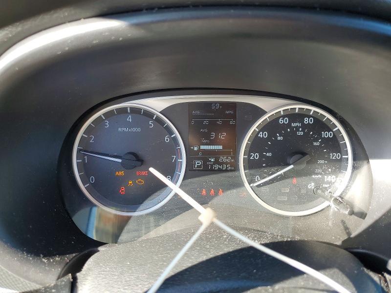 2022 Nissan Kicks s