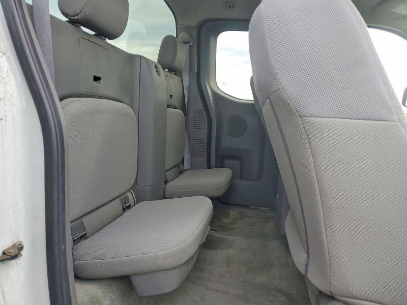 2017 Nissan Frontier s