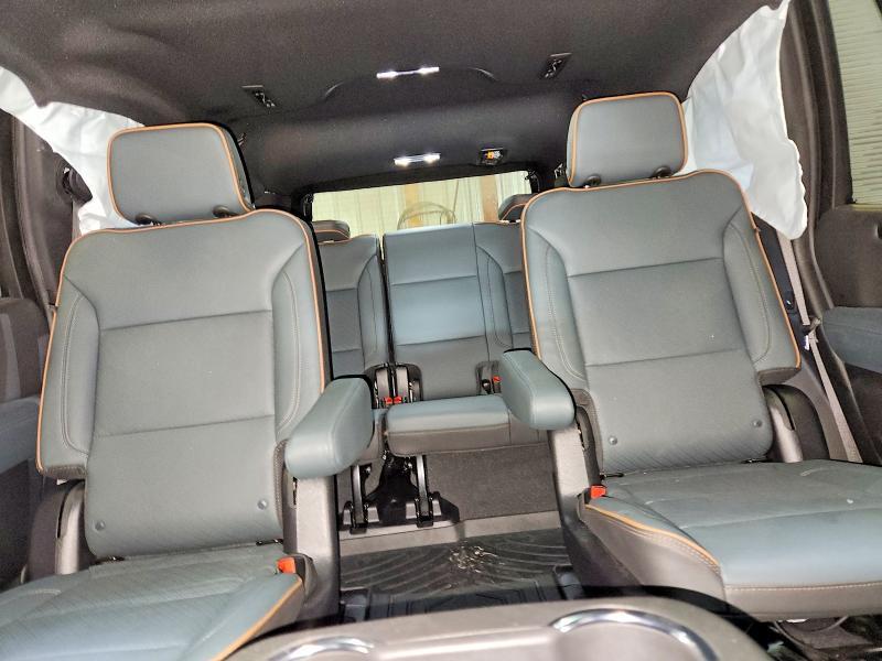 2025 GMC Yukon AT4