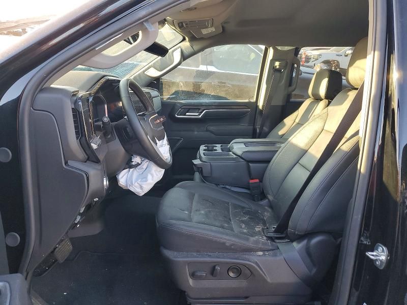 2025 GMC Sierra C1500 slt