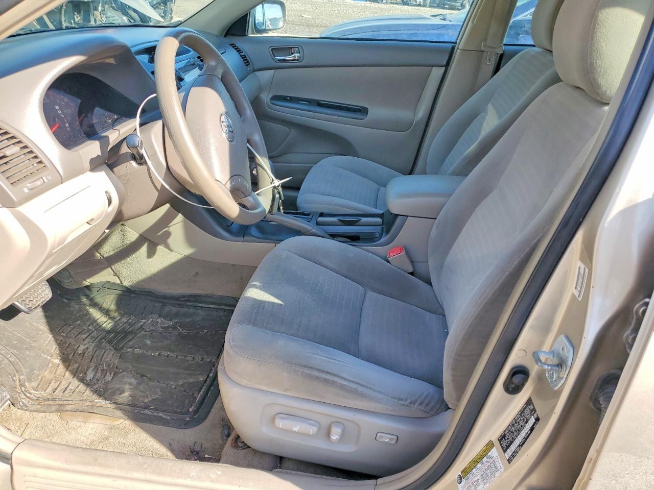 2006 Toyota Camry le