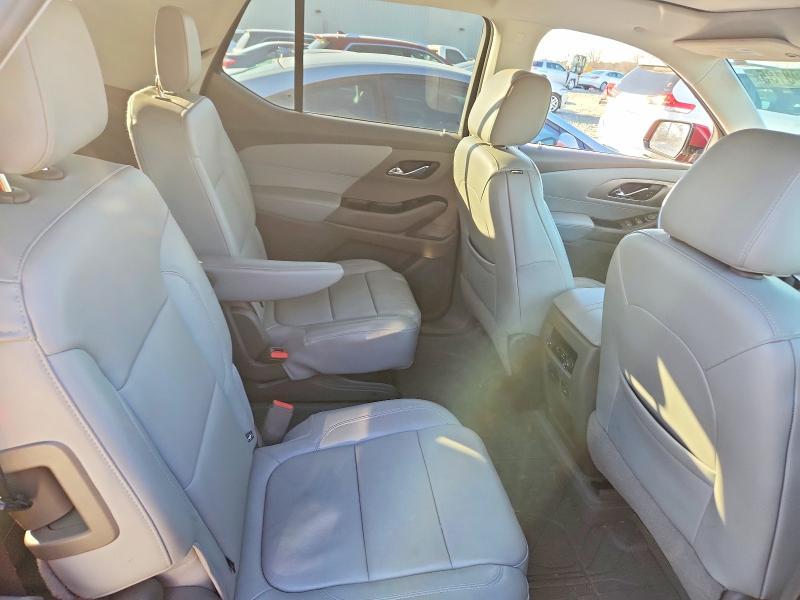 2018 Chevrolet Traverse lt