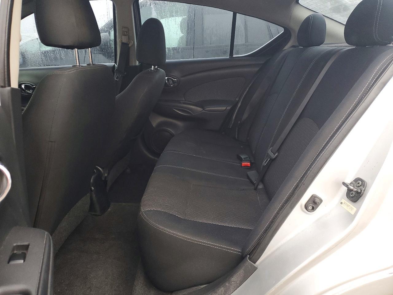 2015 Nissan Versa 1.6 sv