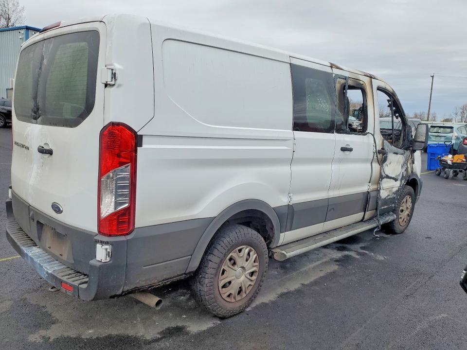 2022 Ford Transit T-250