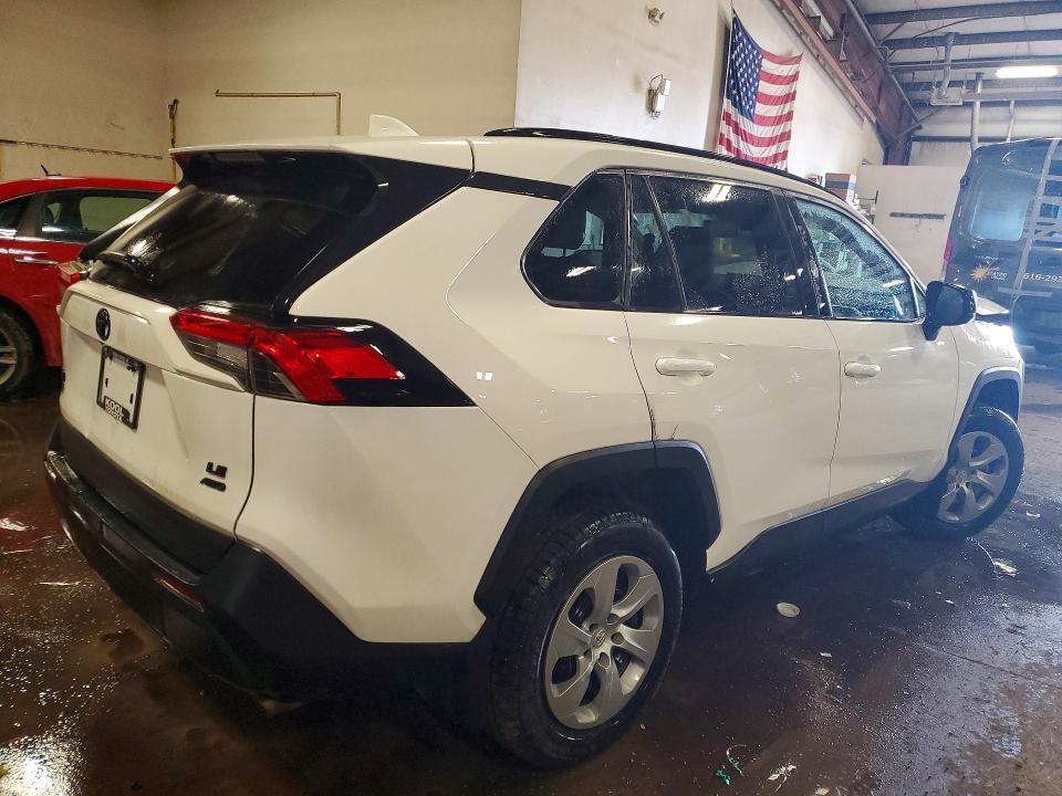 2020 Toyota Rav4 le