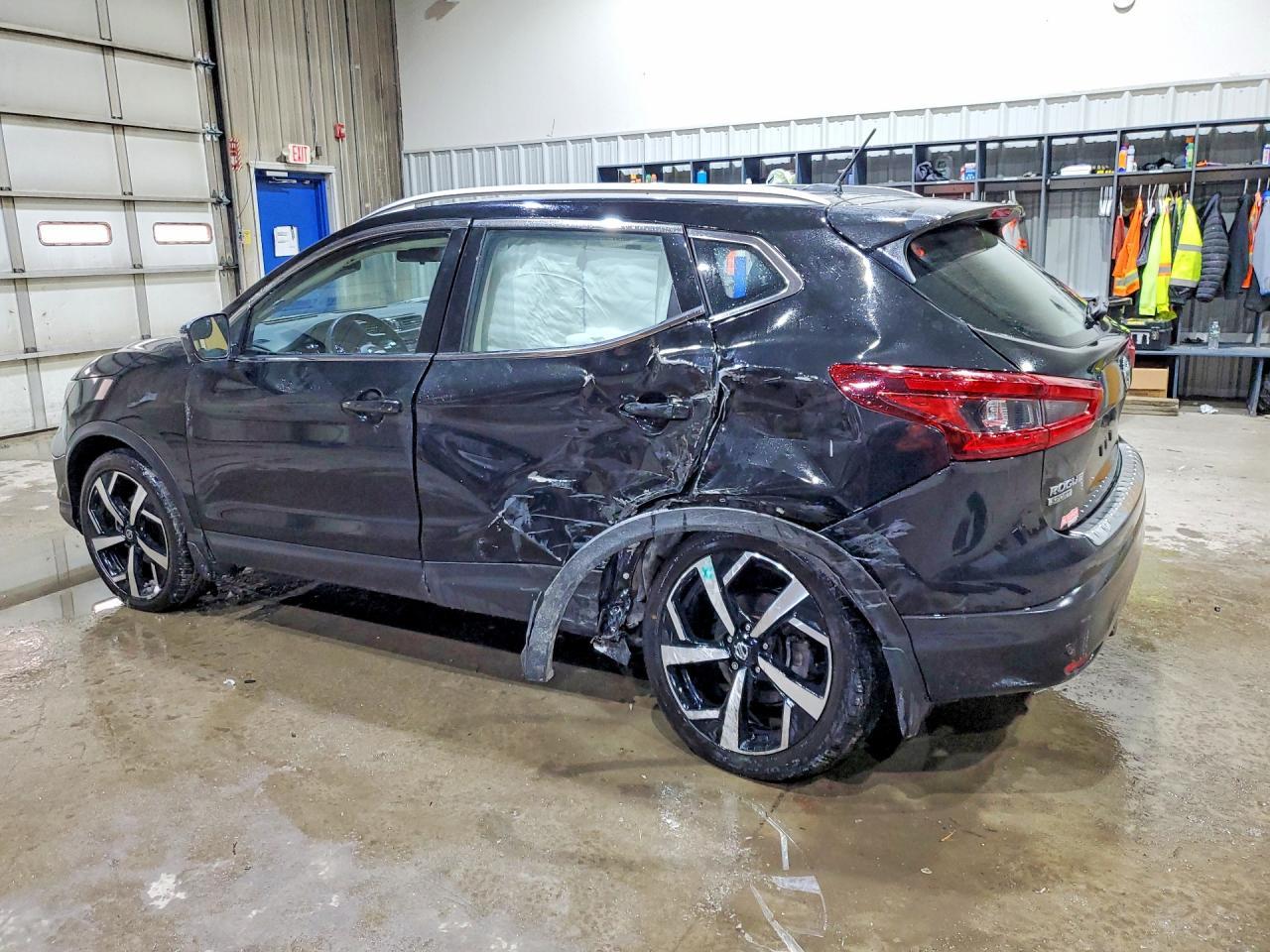 2022 Nissan Rogue Sport sl
