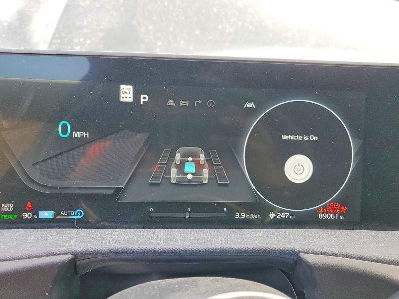 2022 KIA EV6 Light