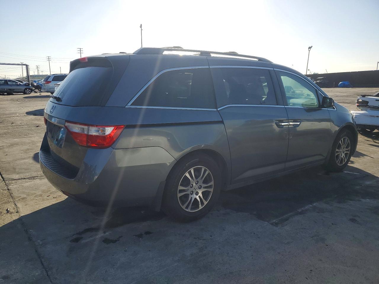 2013 Honda Odyssey exl