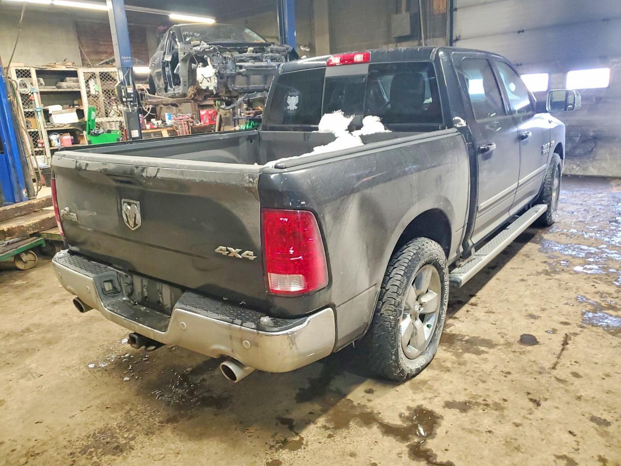 2017 Dodge RAM 1500 SLT