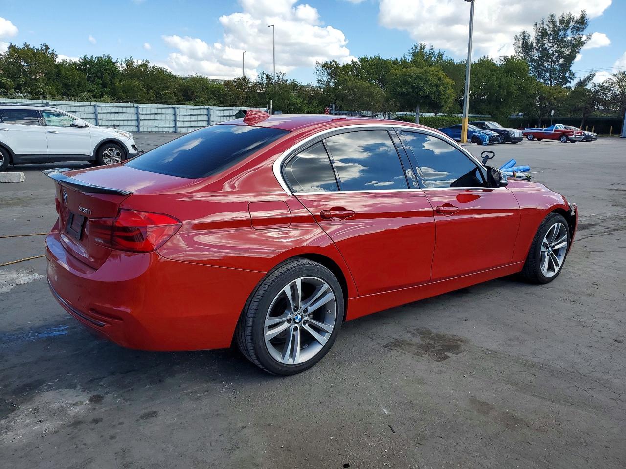 2017 BMW 330 i