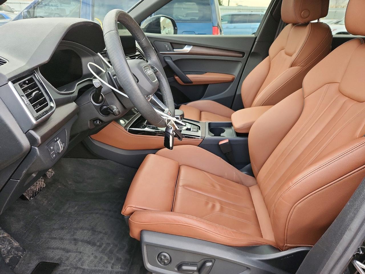 2025 Audi Q5 e Premium Plus 55