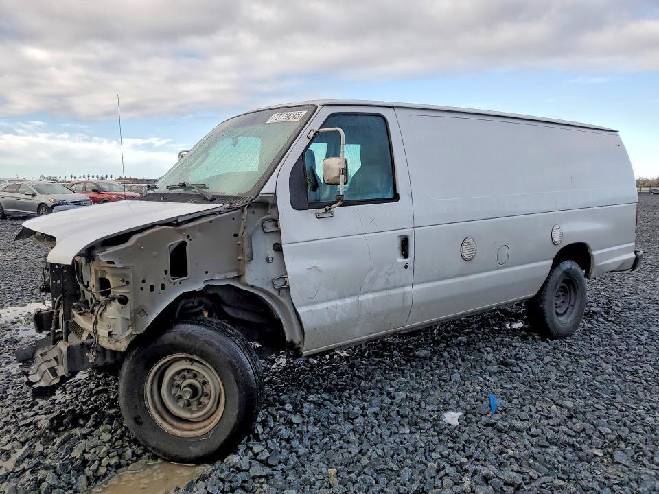 2011 Ford Econoline E350 Super Duty Van