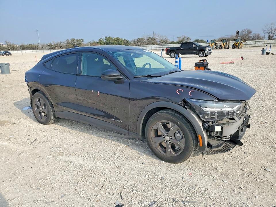2022 Ford Mustang Mach-e Select