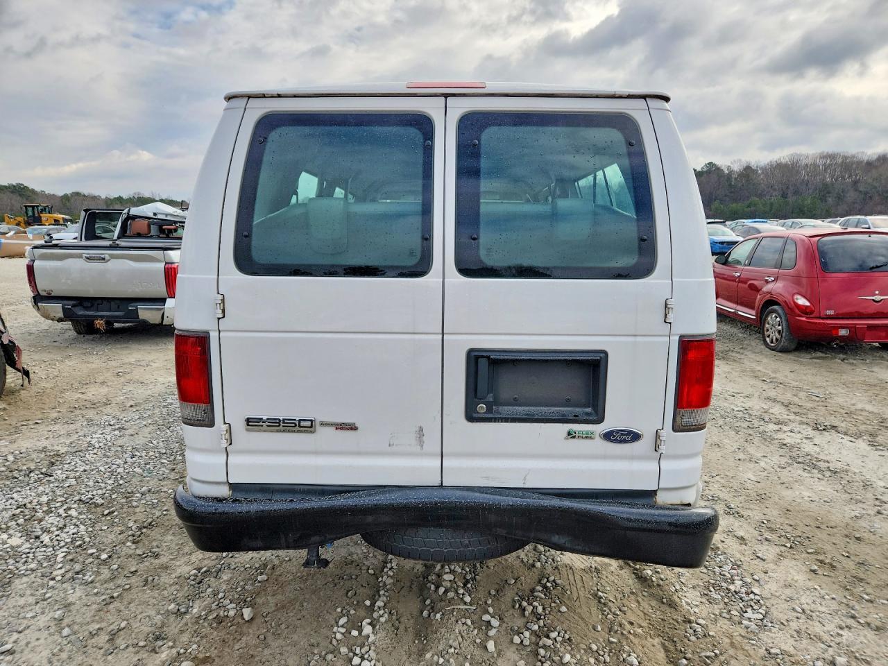 2014 Ford Econoline E350 Super Duty Wagon