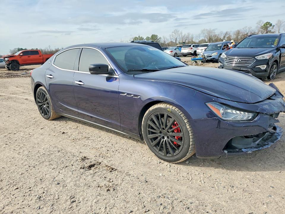 2015 Maserati Ghibli