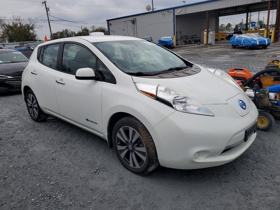 2015 Nissan Leaf s