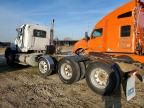 2014 Kenworth T800-Semi Truck