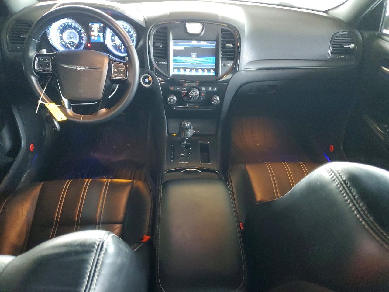2013 Chrysler 300 s