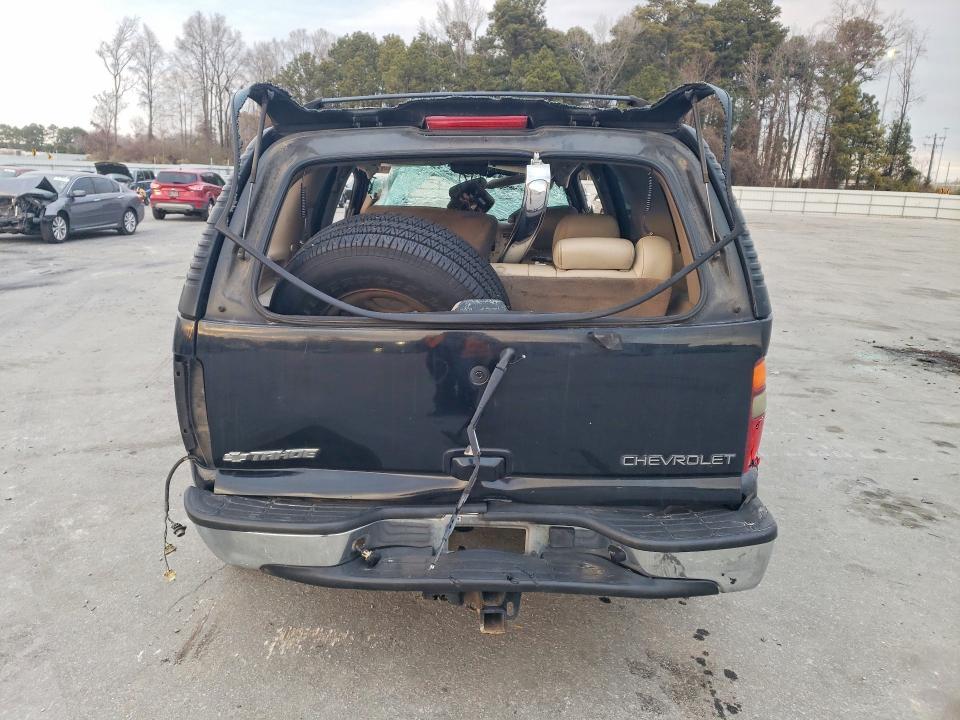2004 Chevrolet Tahoe C1500