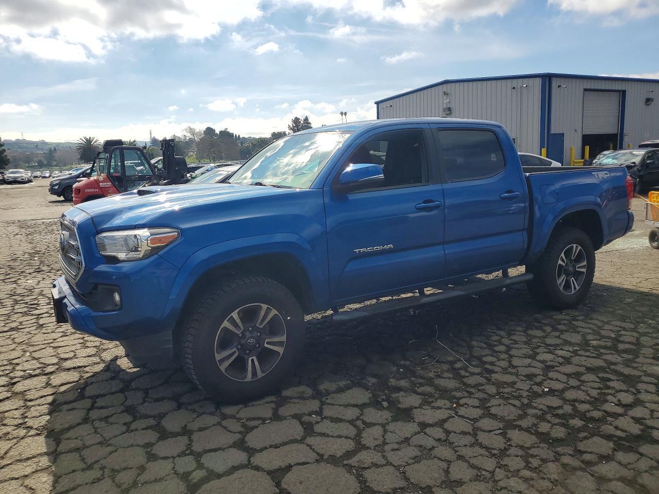 2017 Toyota Tacoma TRD Sport