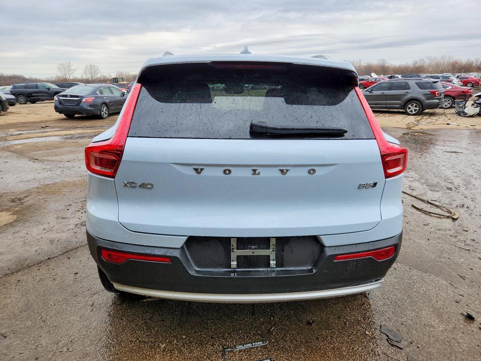 2025 Volvo Xc40 Plus