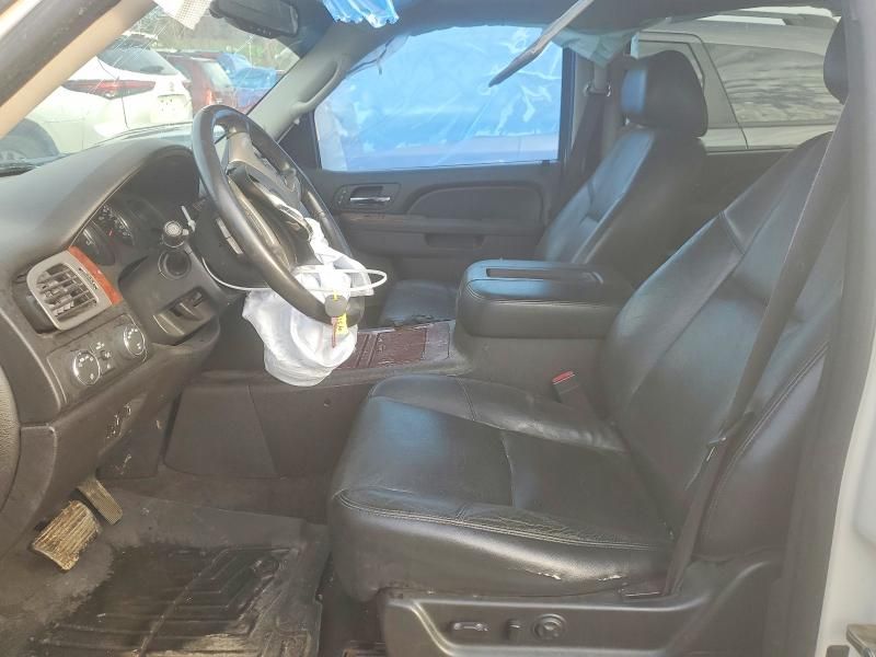 2012 Chevrolet Suburban K1500 ltz