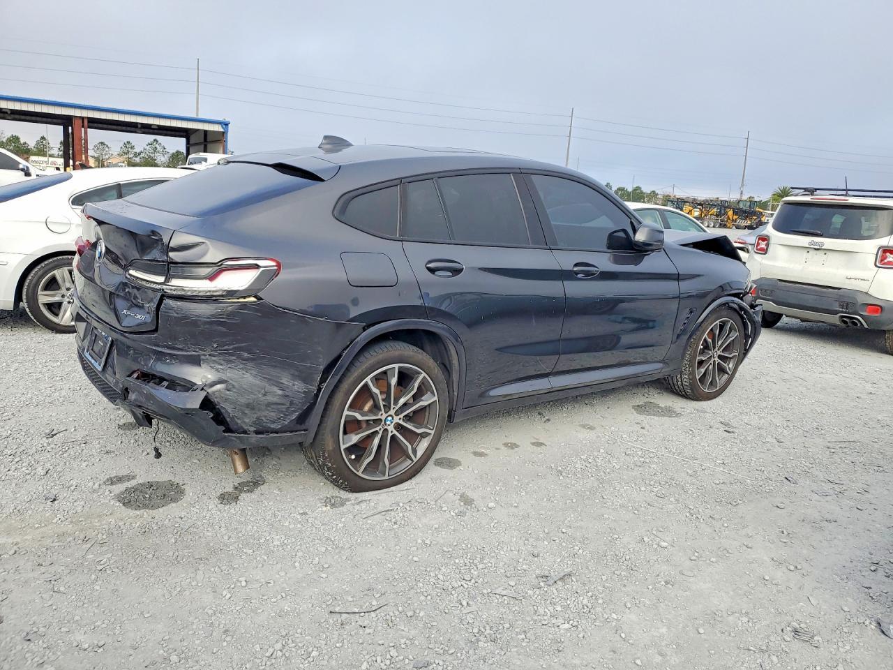 2021 BMW X4 Xdrive30i