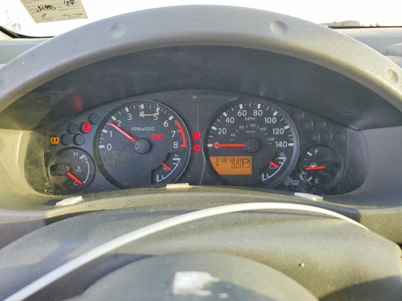 2007 Nissan Frontier Crew cab le