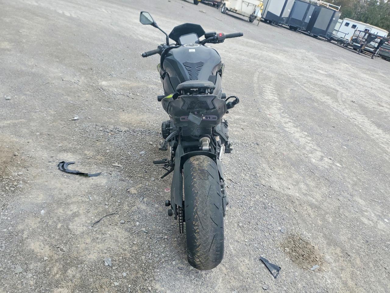 2024 Kawasaki ZR900 F