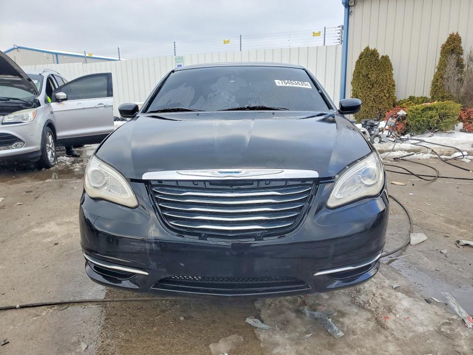 2012 Chrysler 200 lx