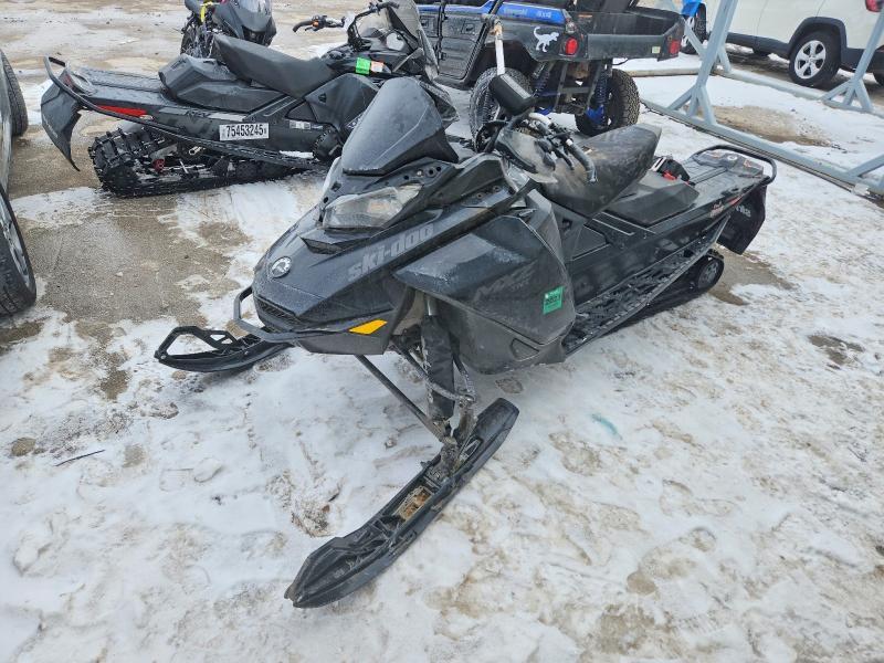 2021 Skidoo 2021 Skidoo MXZ
