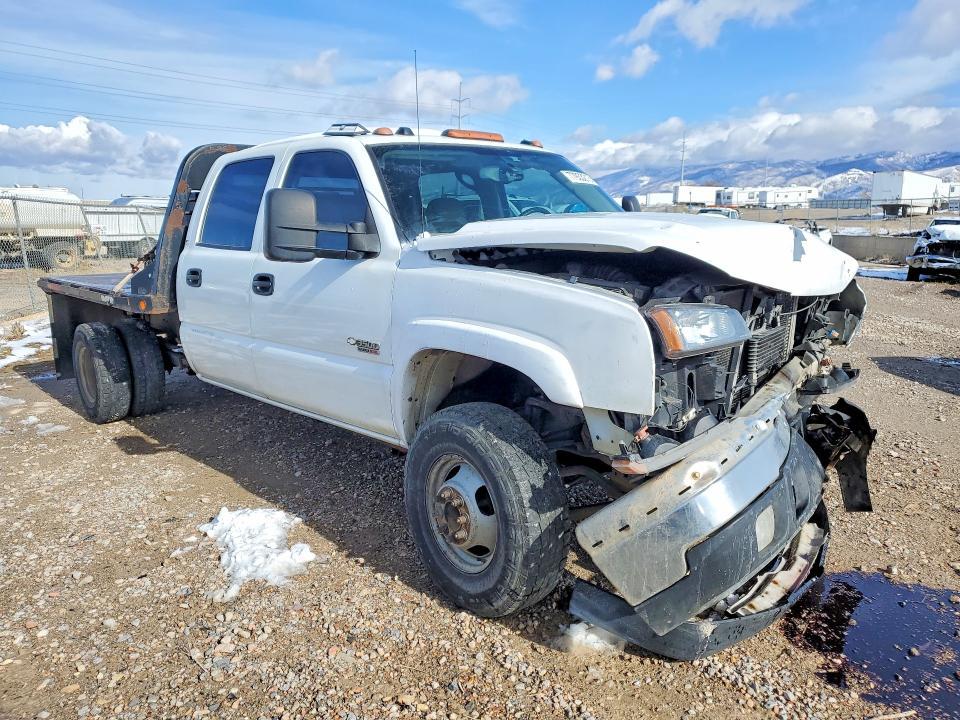 2005 Chevrolet 2005 Chev Slvrdo 3500 CR PU 4X