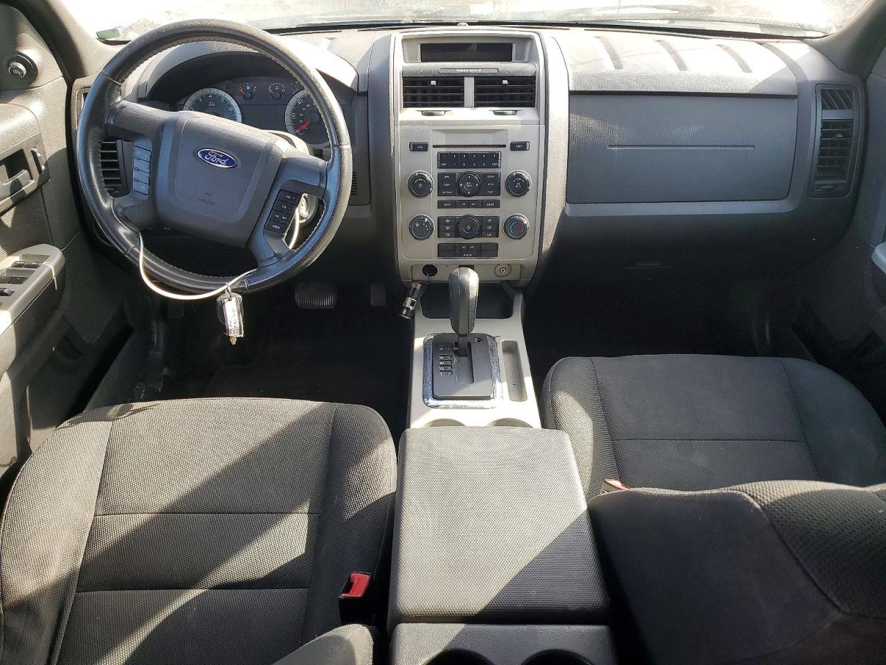 2010 Ford Escape xlt