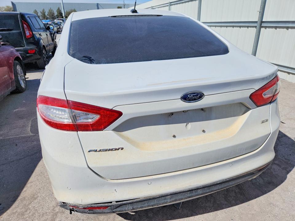 2016 Ford Fusion se